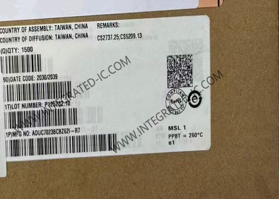 ADUC7023BCBZ62I Mikro denetleyici MCU 44MHz 62KB Flash ARM7 Mikrokonvertör WLCSP-36