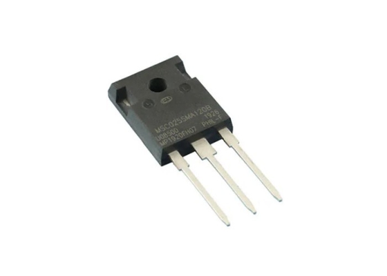 IC'ler Çip MSC015SMA070 Transistörler N-Kanal 700V 131A 400W Delikten TO-247-3