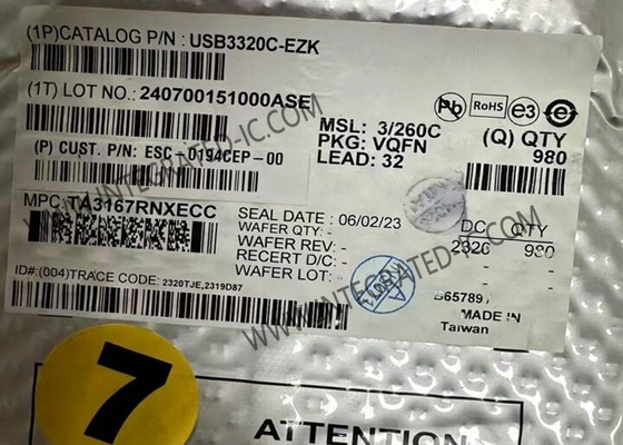 USB3320C-EZK Entegre Devre Çip Yüksek Entegrasyonlu Tam özellikli Yüksek Hızlı USB 2.0 ULPI Alıcı