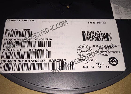 ADM13307-5ARZRL7 Entegre Devre Çipü Üçlü Voltaj Denetçisi 8-SOIC