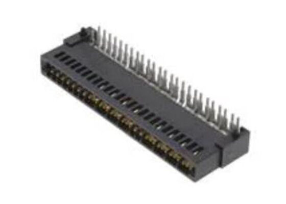 10147875-031LF eHPCE Geliştirilmiş Yüksek Güçlü Kart Kenar Bağlantısı 12V Voltaj Derecesi ve Altın Kaplama ile